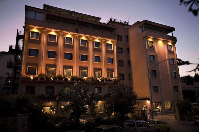 Grand Hotel Tiberio esterno